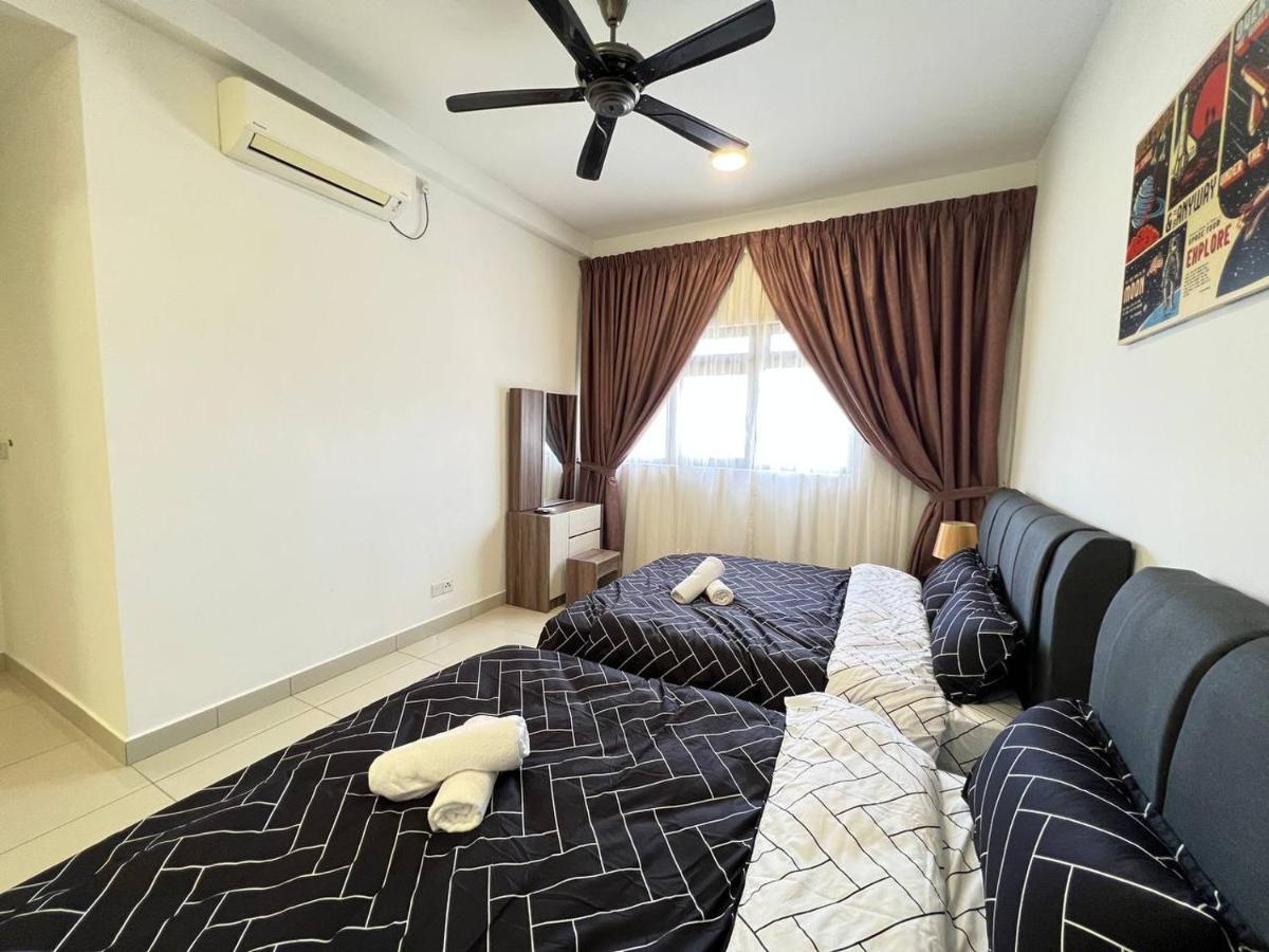 Meridinmedini Familytrip 5Min To Legoland By Vdo Homestay Nusajaya  Exterior photo